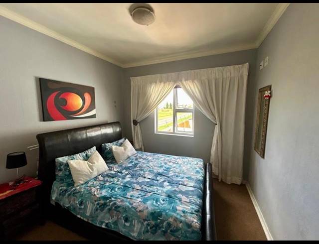 3 BEDROOM HOUSE FOR SALE IN SONNEVELD